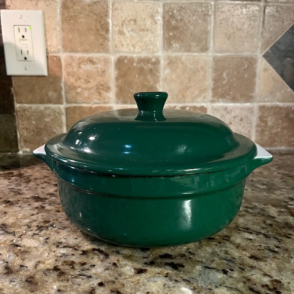 Emile Henry Dutch Oven - Picture 2 of 10